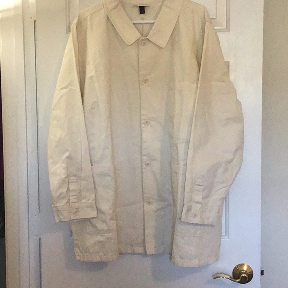 Universal Thread Shacket - Picture 2 of 11